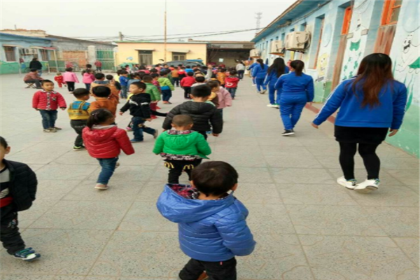 青春幼兒園