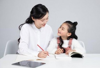 海闊少兒英語