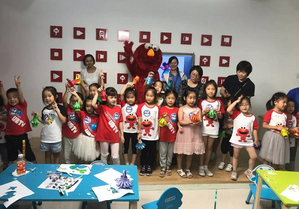 UBTV小主播中秋主題活動“消失的月亮”圓滿結束