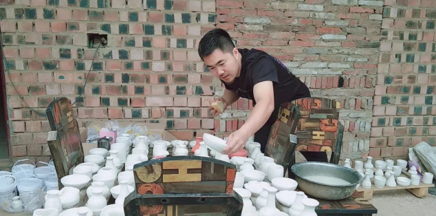 樂(lè)美陶創(chuàng)意館加盟