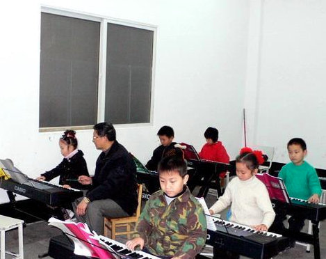 億娃教育