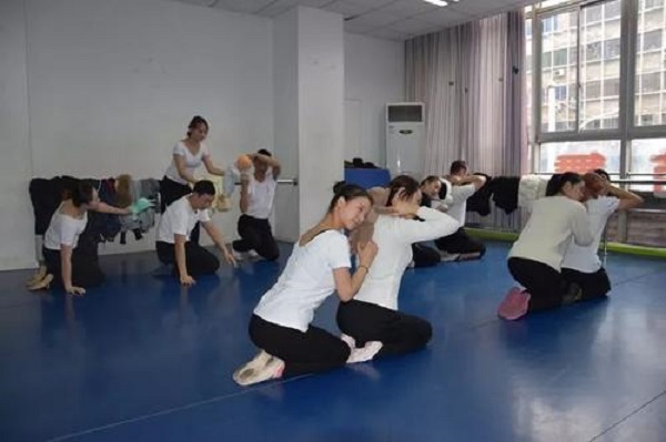 春苗藝術培訓加盟