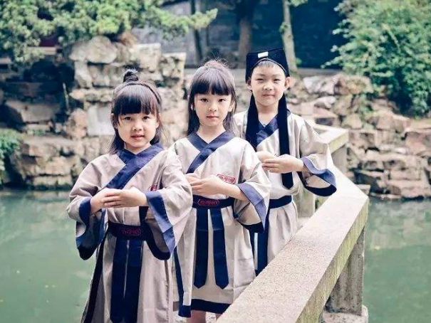 童學(xué)館