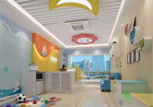 樂寶愛嬰嬰幼兒游泳館