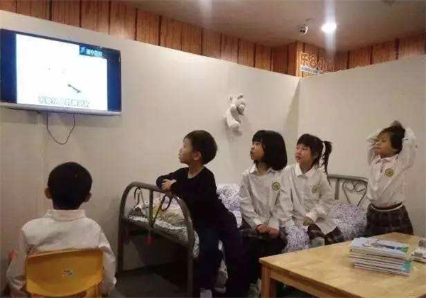 明日之星作文