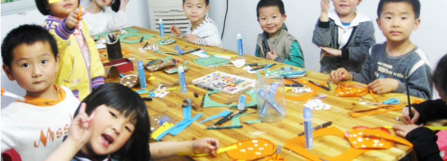 蒙太奇少兒美術加盟