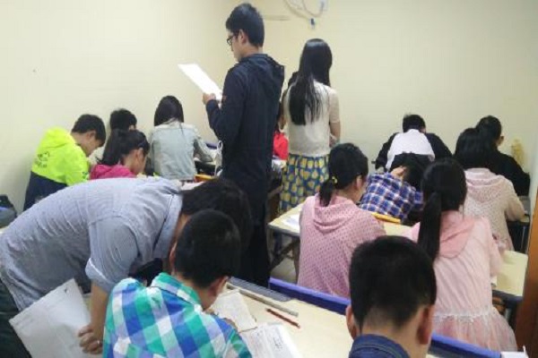 鼎一教育加盟