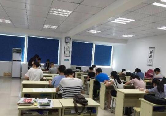多唯教育加盟
