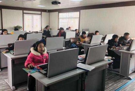 智能英語加盟