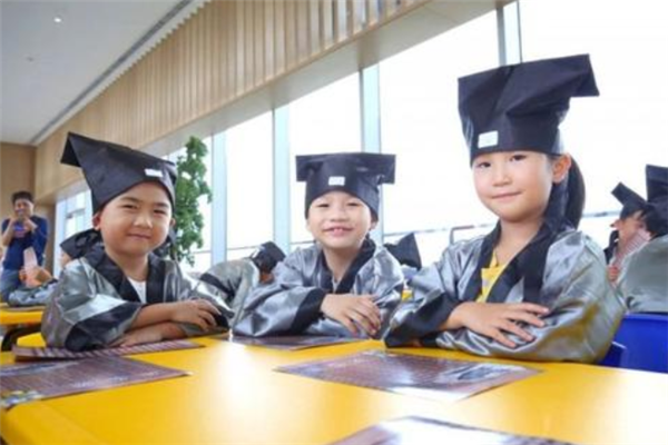 筑銳國學品格教育加盟