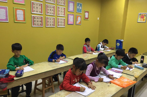 金陽光少兒美術加盟